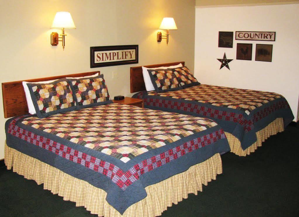 Covered Wagon Motel Lusk Wy Extérieur photo