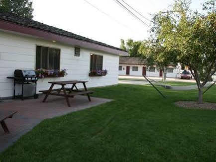 Covered Wagon Motel Lusk Wy Extérieur photo